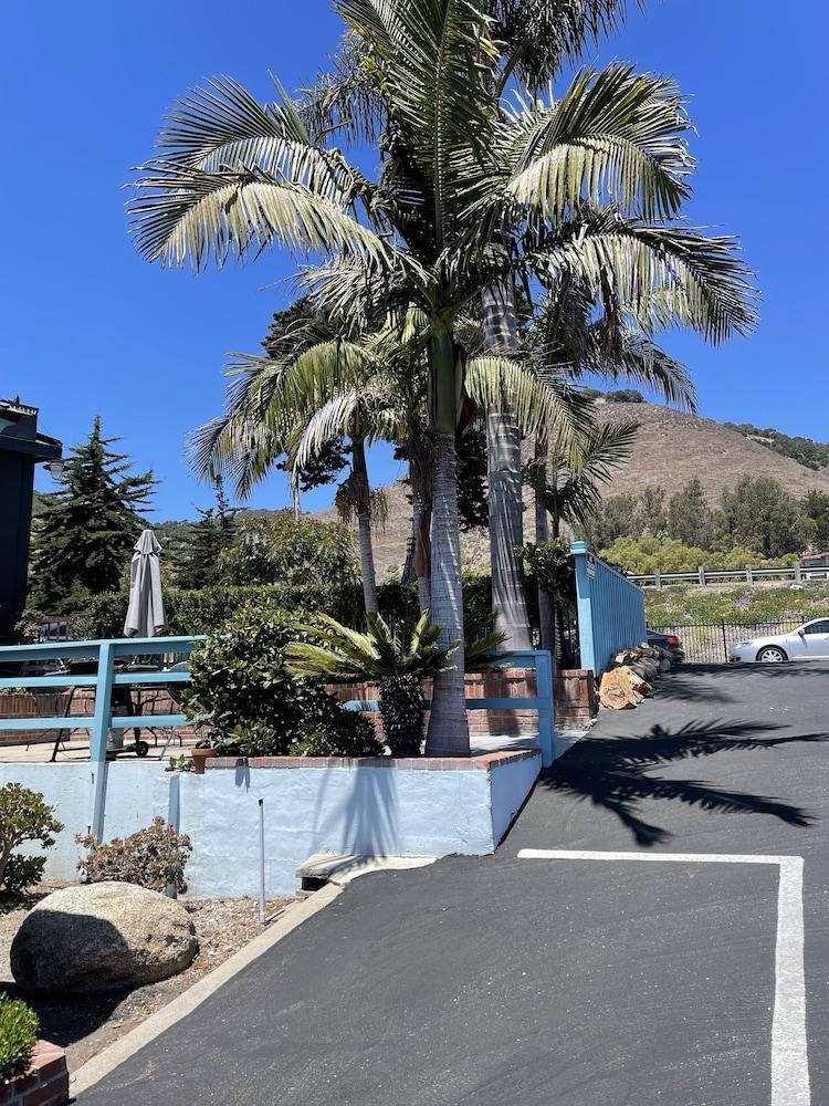 The Palomar Inn Pismo Beach Exterior photo